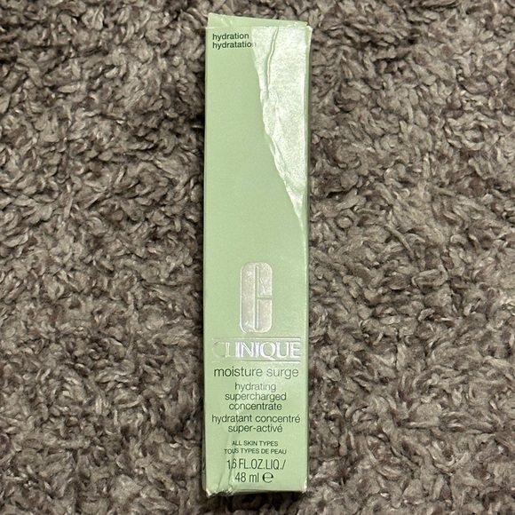 NIB 💧✨ Clinique Moisture Surge Hydrating Supercharged Concentrate 💧✨1.6oz/48ml - Picture 2 of 3